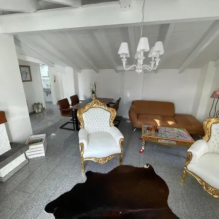 Romantik Am Maggiore Apartment *